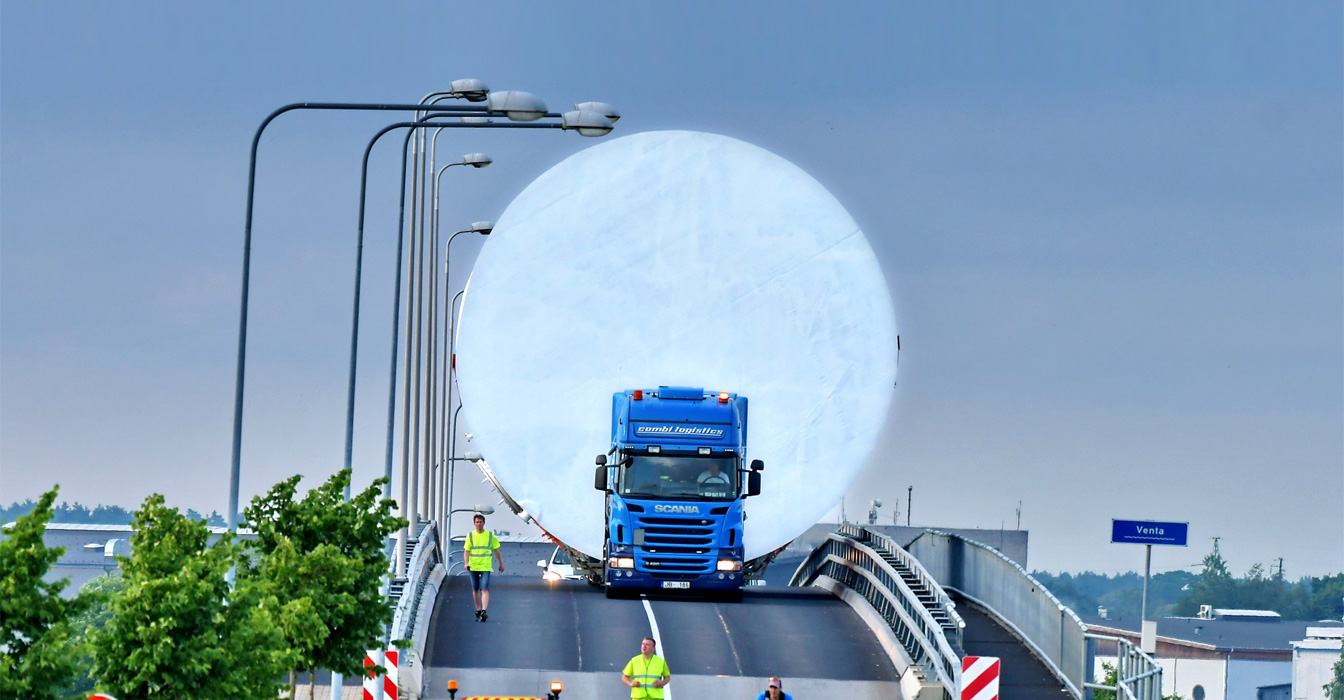 Großraum- und Schwertransporte